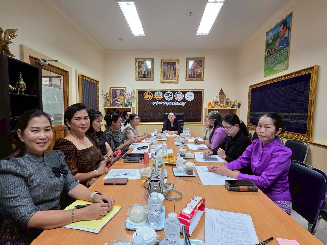 💥อำเภอโคกเจริญ โดยสำนักงานพัฒนาชุมชนอำเภอโคกเจริญ เข้าร่วมเสนอโครงการในการประชุมคณะทำงานขับเคลื่อนกองทุนพัฒนาบทบาทสตรีจังหวัดลพบุรี ครั้งที่ 2/2569 (ครั้งที่ 3 ของปีงบประมาณ พ.ศ. 2569)💥