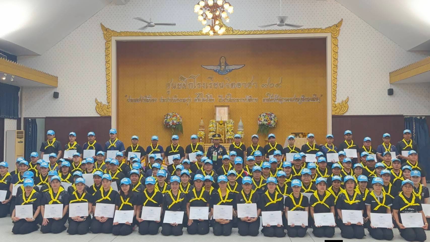 🌟 อำเภอโคกเจริญ โดยสำนักงานพัฒนาชุมชนอำเภอโคกเจริญ เข้าร่วมโครงการ “พช. จิตอาสา ศรัทธาที่เดินได้” ปลุกพลังอาสาพัฒนาชุมชน น้อมนำพระราชปณิธานสร้างประโยชน์สุขสู่ประชาชน