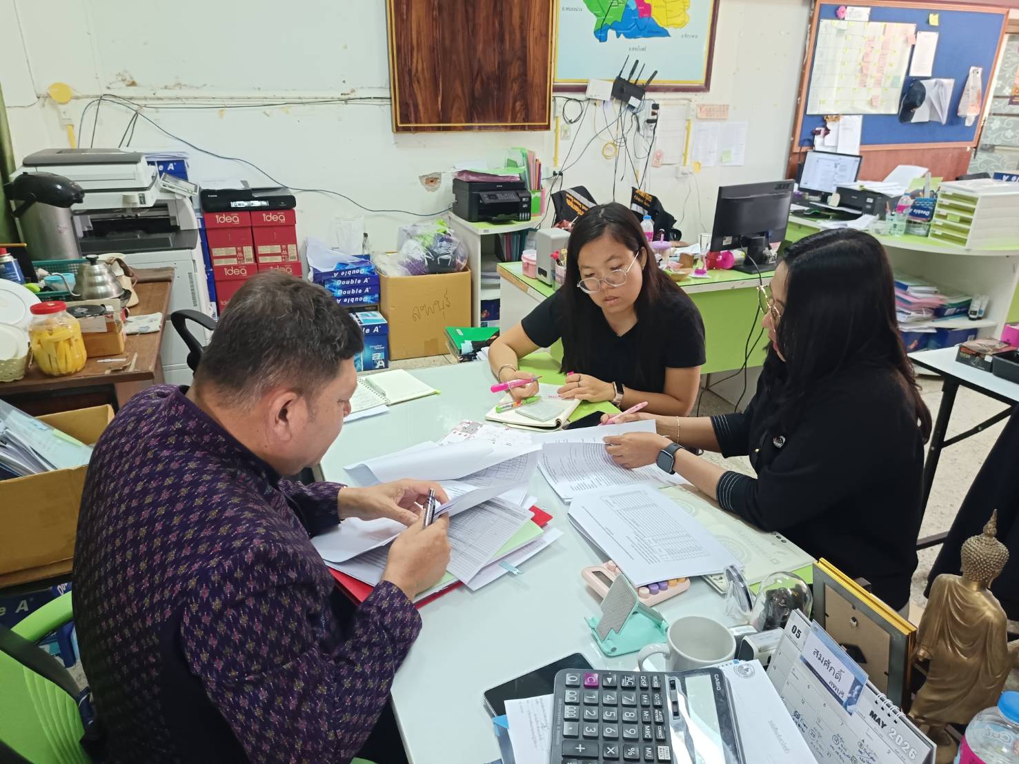 💥 อำเภอโคกเจริญ โดยสำนักงานพัฒนาชุมชนอำเภอโคกเจริญ ประชุมสำนักงานฯ ประจำเดือนพฤษภาคม 2569 💥        