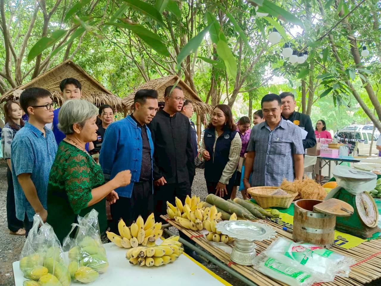 💥อำเภอโคกเจริญ โดยสำนักงานพัฒนาชุมชนอำเภอโคกเจริญ เข้าร่วมการประชุมขับเคลื่อนโครงการสำรวจศักยภาพ ปัญหา และความต้องการของประชาชนในพื้นที่💥