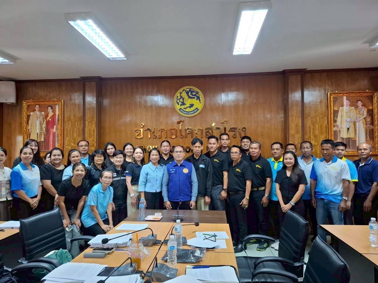 💥อำเภอโคกเจริญ โดยสำนักงานพัฒนาชุมชนอำเภอโคกเจริญ เข้าร่วมขับเคลื่อนกองทุนแม่ของแผ่นดินเชิงรุก💥
