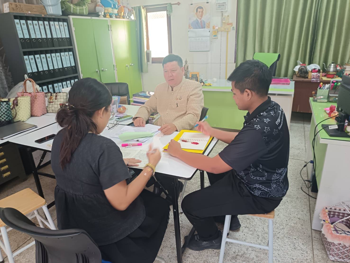 💥 อำเภอโคกเจริญ โดยสำนักงานพัฒนาชุมชนอำเภอโคกเจริญ ประชุมสำนักงานฯ ประจำเดือนกรกฎาคม 2569 💥 